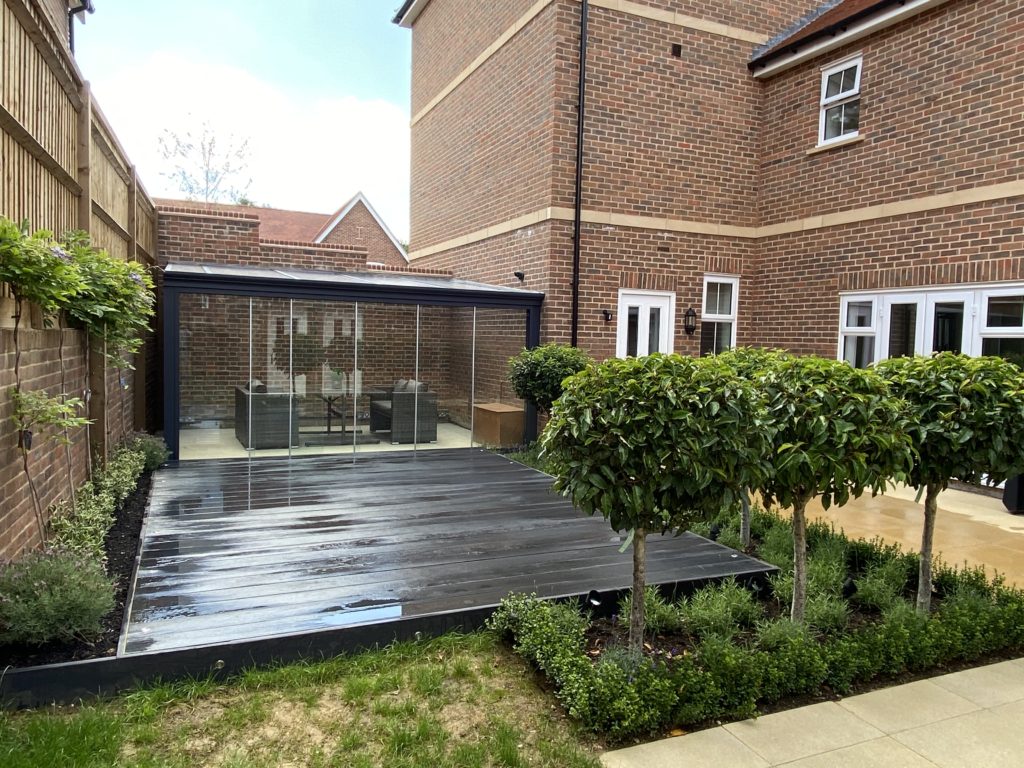 milord-composite-decking-with-deponti-verandah