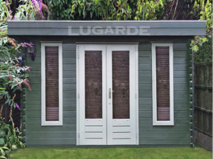 Lugarde Log Cabin flat roof B11