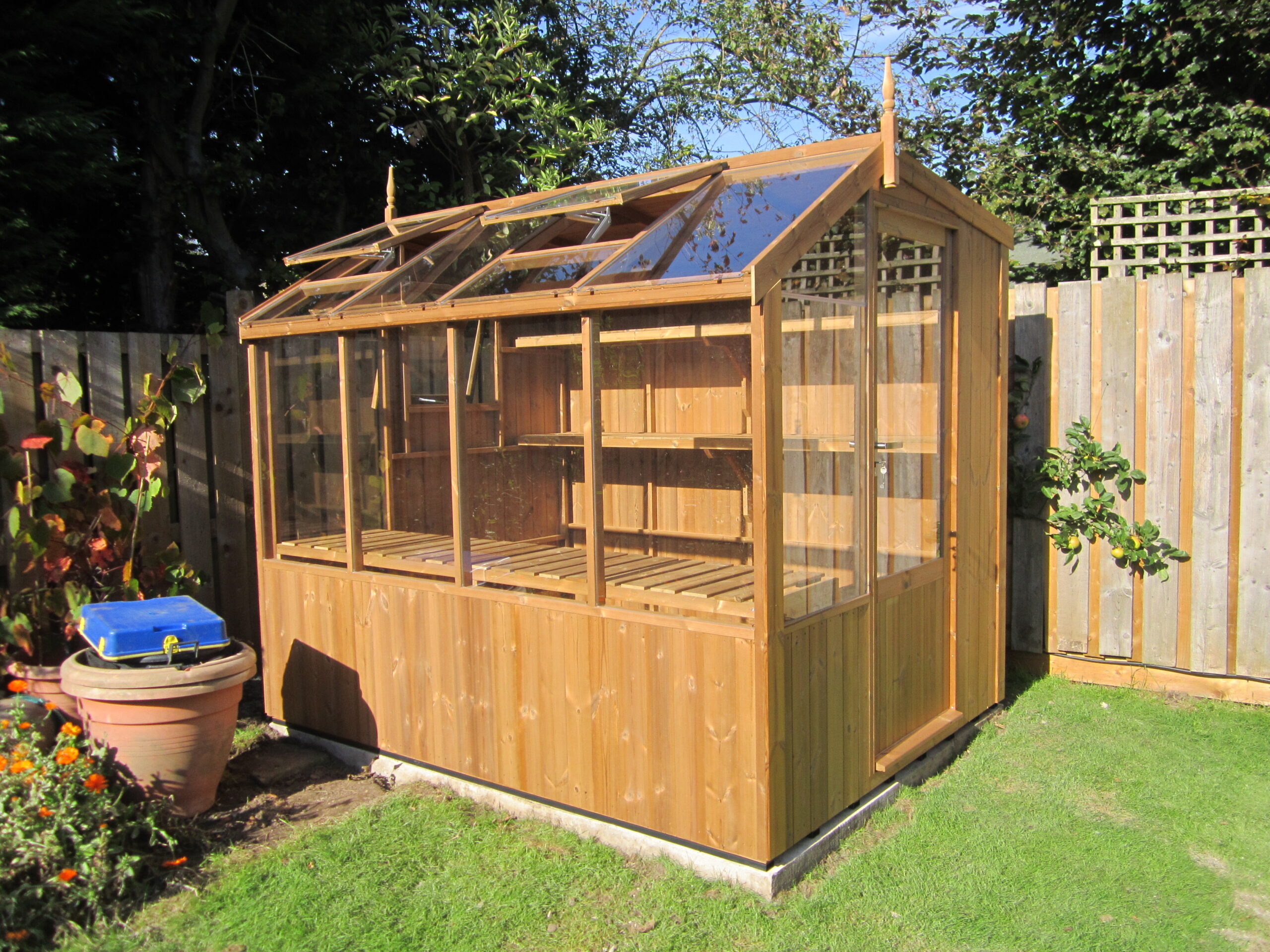 Swallow Greenhouses Jay 6'8 x 8'4 Potting Shed