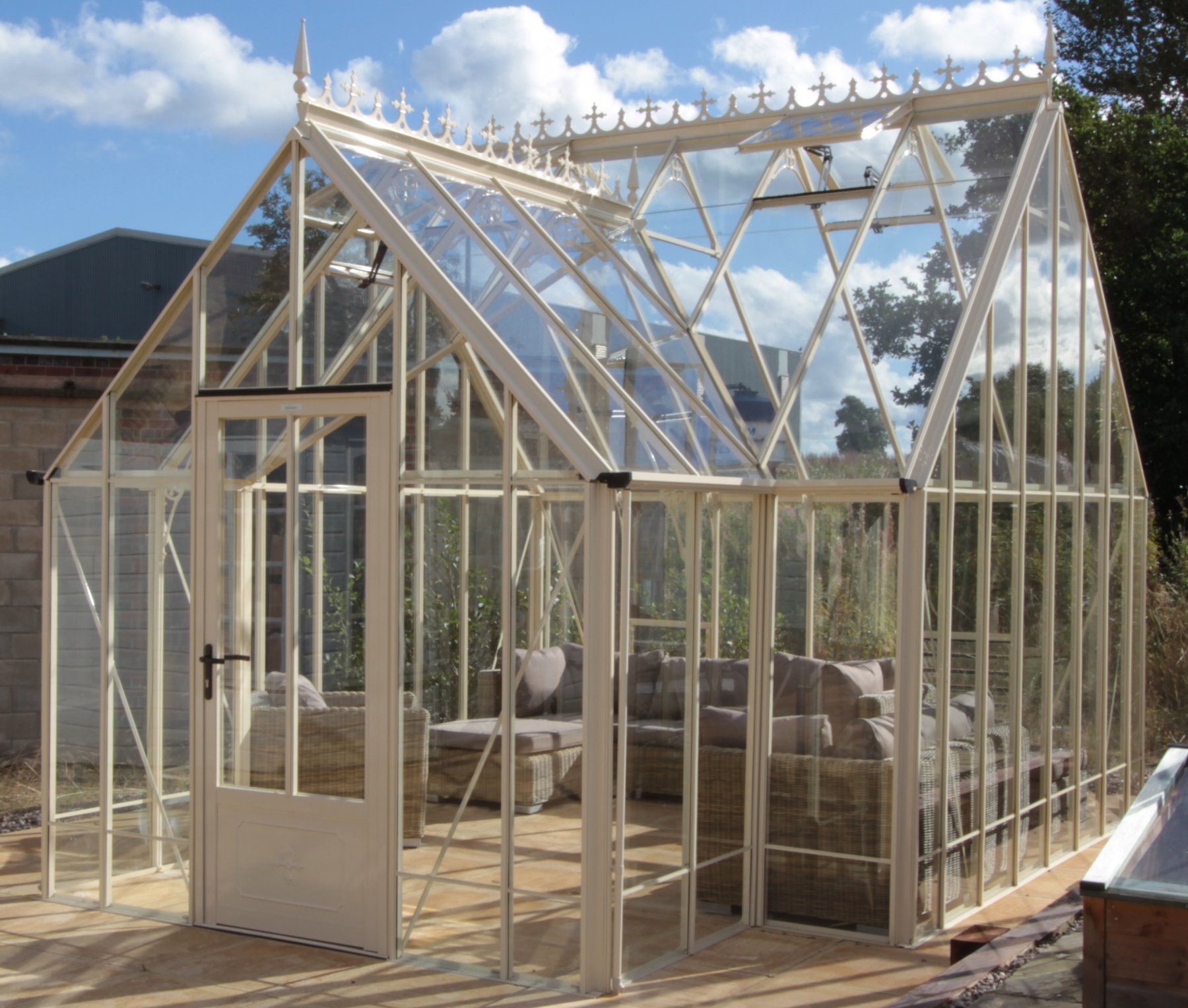 Robinsons Reicliffe Ivory Greenhouse
