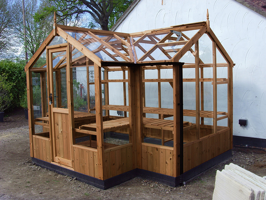 Swallow Cygnet Greenhouse 6ft x 11ft
