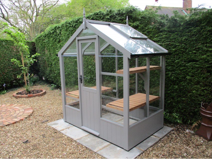 Swallow Robin 5 x 4 ft Grey Wooden Greenhouse